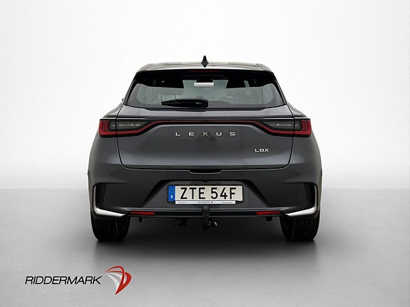 Lexus LBX 7 of 30