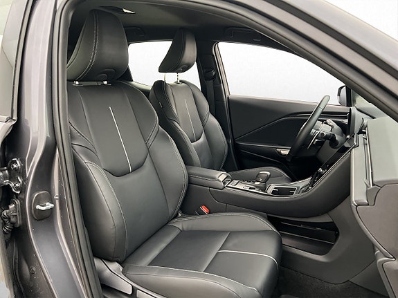Lexus LBX 26 of 30