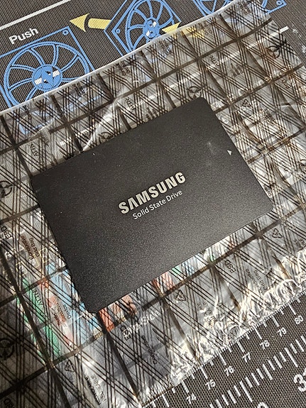 Product image 1 of 3
