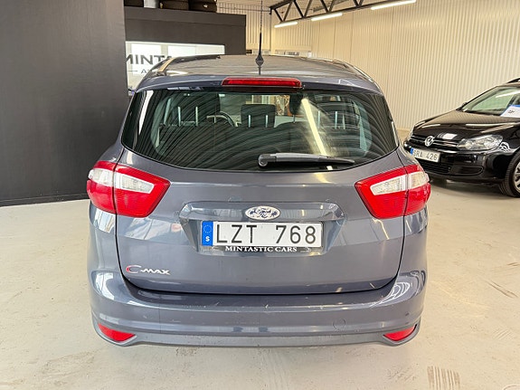 Ford C-Max 8 of 21