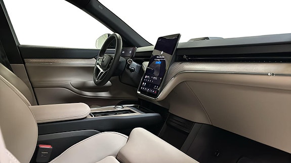 Volvo EX90 5 of 18