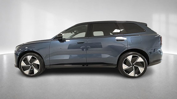 Volvo EX90 3 of 18