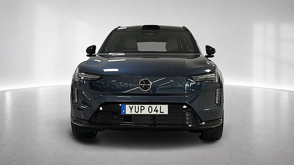 Volvo EX90 9 of 18