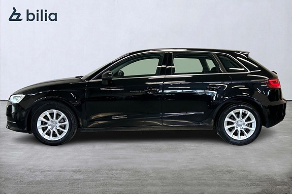 Audi A3 4 of 22
