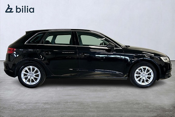 Audi A3 8 of 22