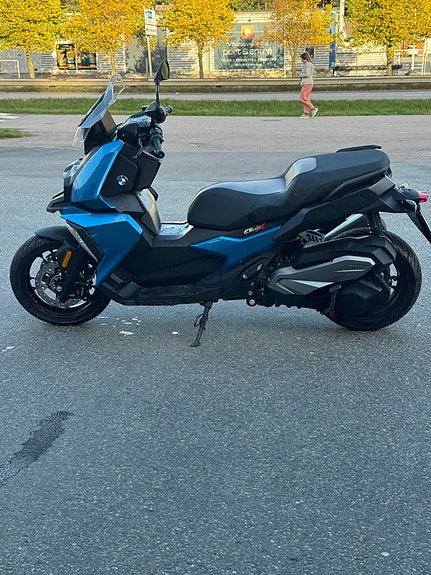 BMW C 400 X 5 of 7