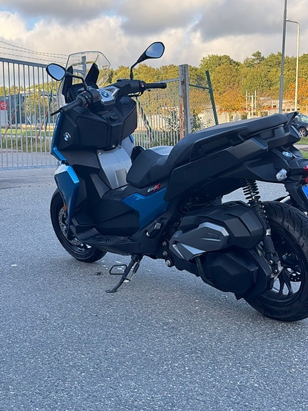 BMW C 400 X 4 of 7