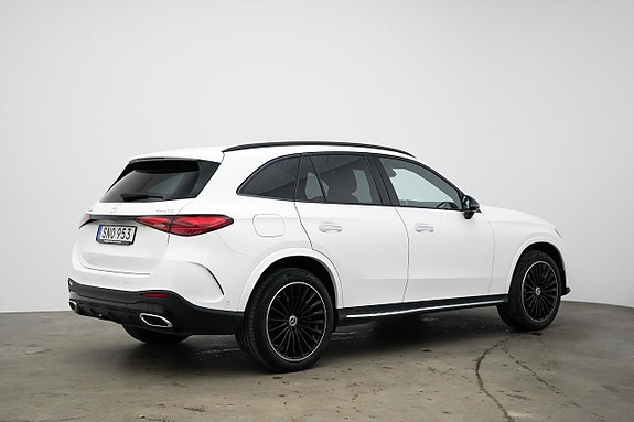 Mercedes-Benz GLC400 e 21 of 23