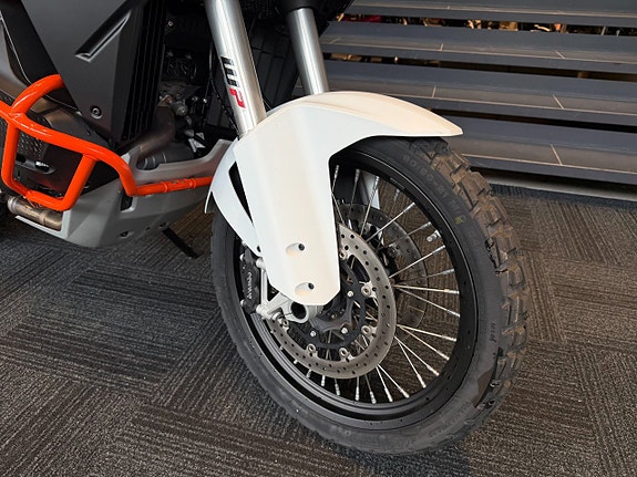 KTM 1390 SUPER ADVENTURE R *DEMO* 5 of 9