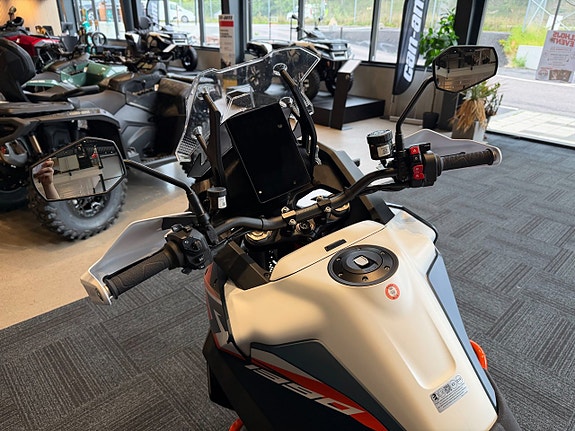 KTM 1390 SUPER ADVENTURE R *DEMO* 8 of 9