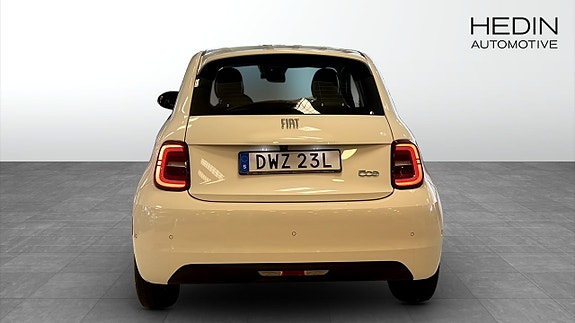 Fiat 500e 7 of 10