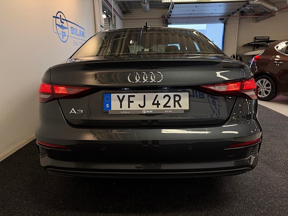 Audi A3 4 of 19