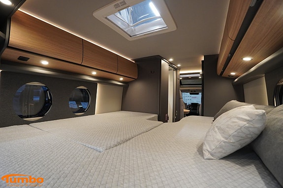 Malibu 640 LE GT Skyview, Stor kyl, Dieselpanna, 4000kg 13 of 19