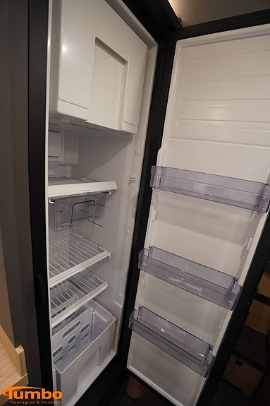 Malibu 640 LE GT Skyview, Stor kyl, Dieselpanna, 4000kg 8 of 19