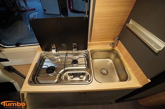 Malibu 640 LE GT Skyview, Stor kyl, Dieselpanna, 4000kg 6 of 19