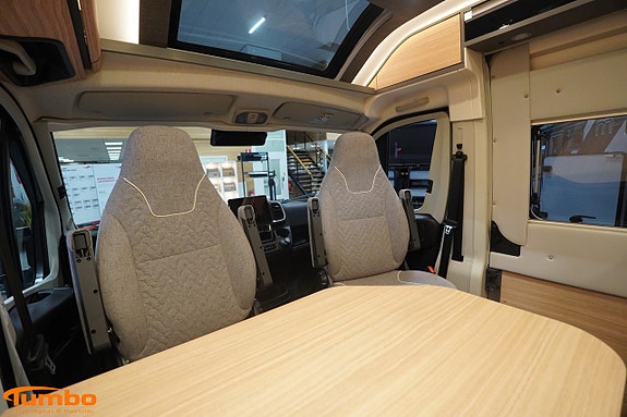Malibu 640 LE GT Skyview, Stor kyl, Dieselpanna, 4000kg 5 of 19