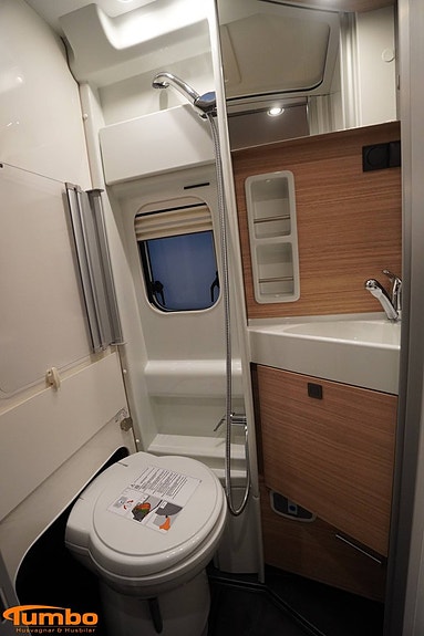 Malibu 640 LE GT Skyview, Stor kyl, Dieselpanna, 4000kg 9 of 19