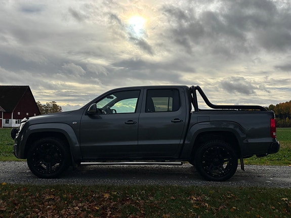Volkswagen Amarok 8 of 11