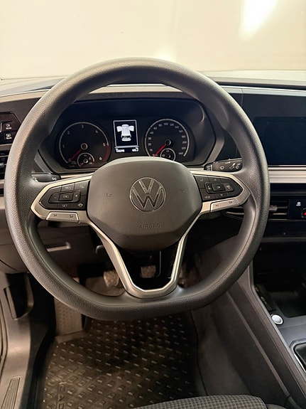 Volkswagen Caddy Maxi 12 of 18