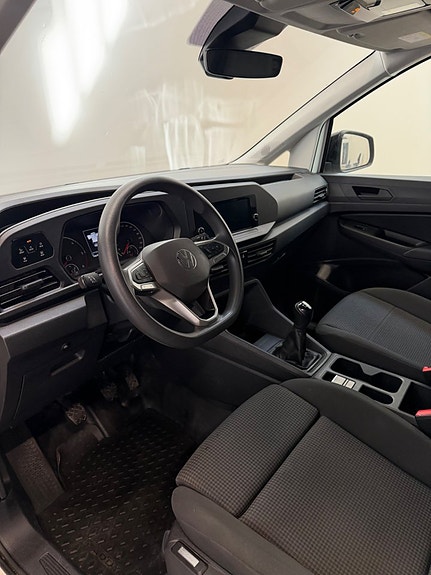 Volkswagen Caddy Maxi 11 of 18