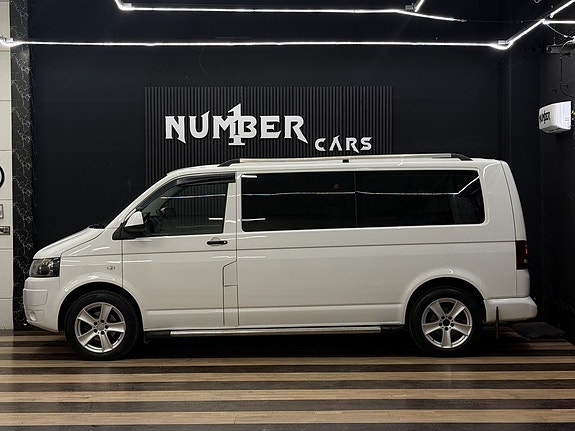 Volkswagen Caravelle 4 of 21