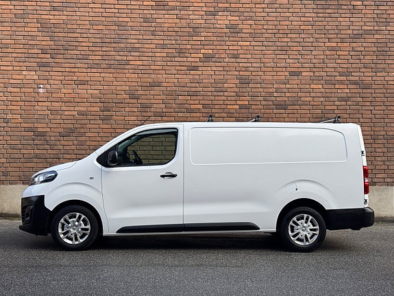 Opel Vivaro 2 of 25