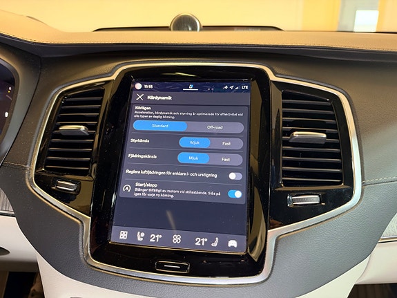Volvo XC90 19 of 30