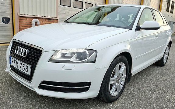 Audi A3 2 of 12