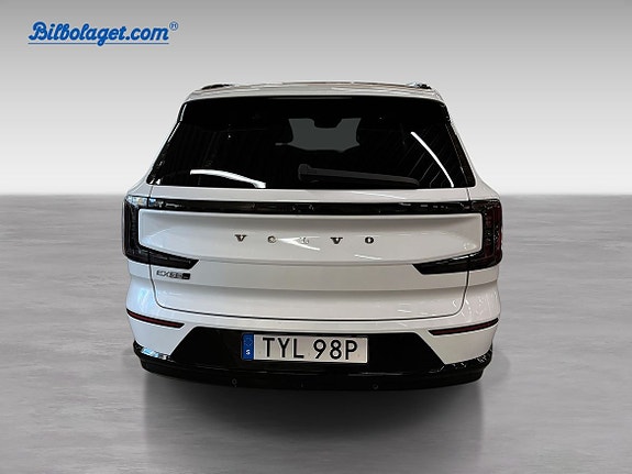 Volvo EX90 7 of 16