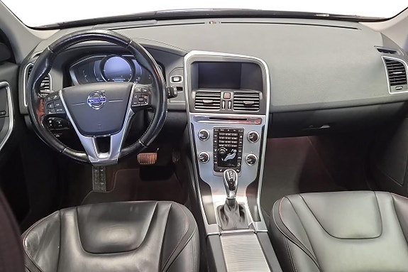 Volvo XC60 13 of 22