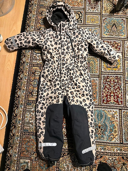 Product image 1 of 4