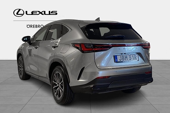 Lexus NX450h+ 4 of 10