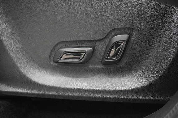 MG ZS 10 of 16