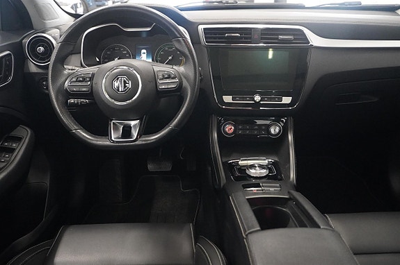 MG ZS 9 of 16