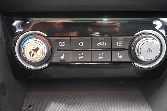 MG ZS 15 of 16