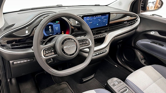 Fiat 500C 12 of 16