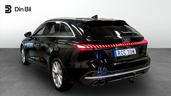 Audi A5 3 of 24