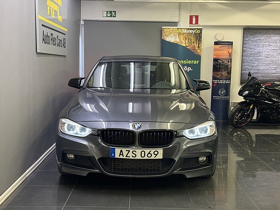 BMW 320d 5 of 23