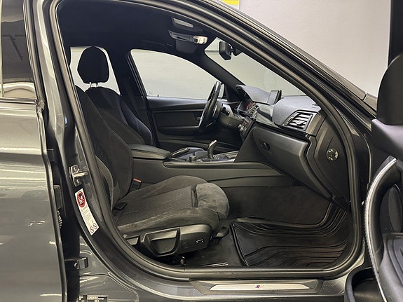 BMW 320d 11 of 23