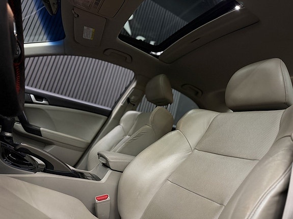 Honda Accord 13 of 23