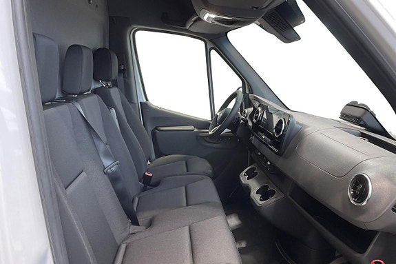 Mercedes-Benz Sprinter 314 10 of 13