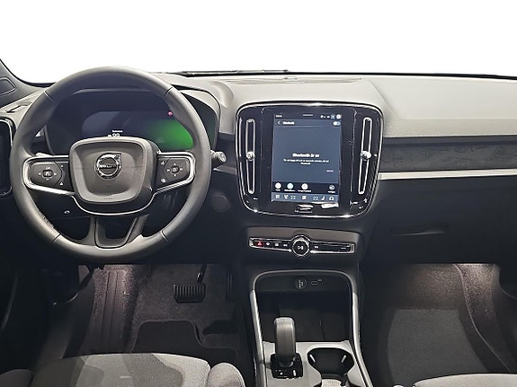 Volvo EX40 5 of 14