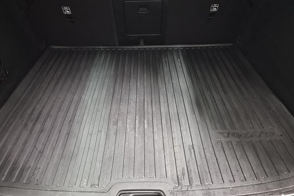 Volvo XC60 20 of 23