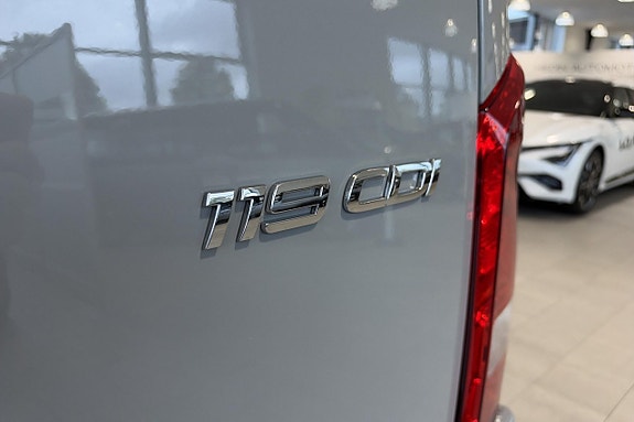 Mercedes-Benz Vito 119 16 of 19