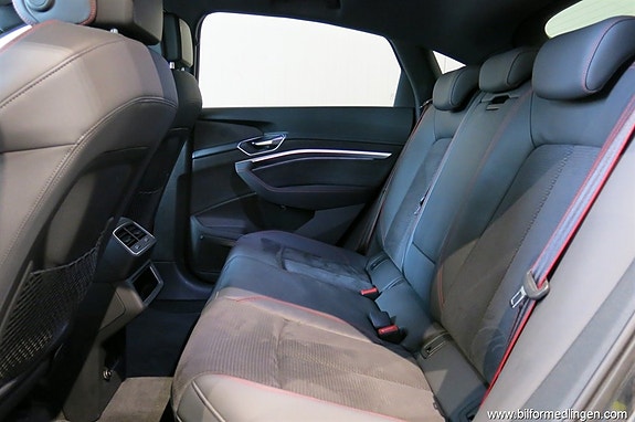 Audi Q8 e-tron 8 of 17