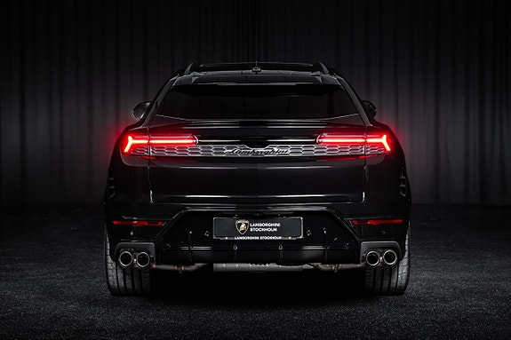 Lamborghini Urus 9 of 21