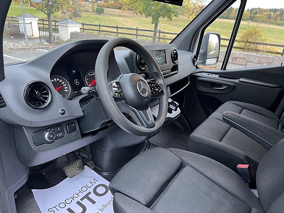 Mercedes-Benz Sprinter 319 7 of 7