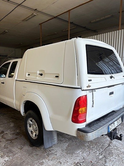 Toyota HiLux 6 of 12