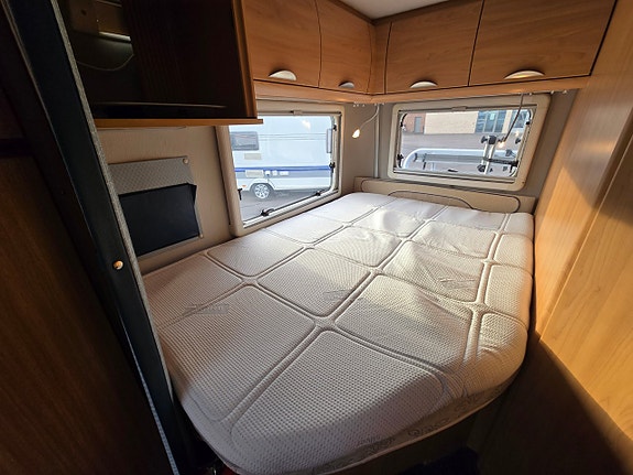 Bürstner T 690 Avantgarde 5 of 15