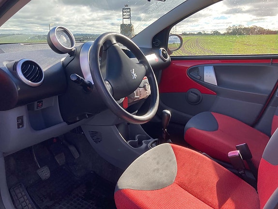Peugeot 107 7 of 11